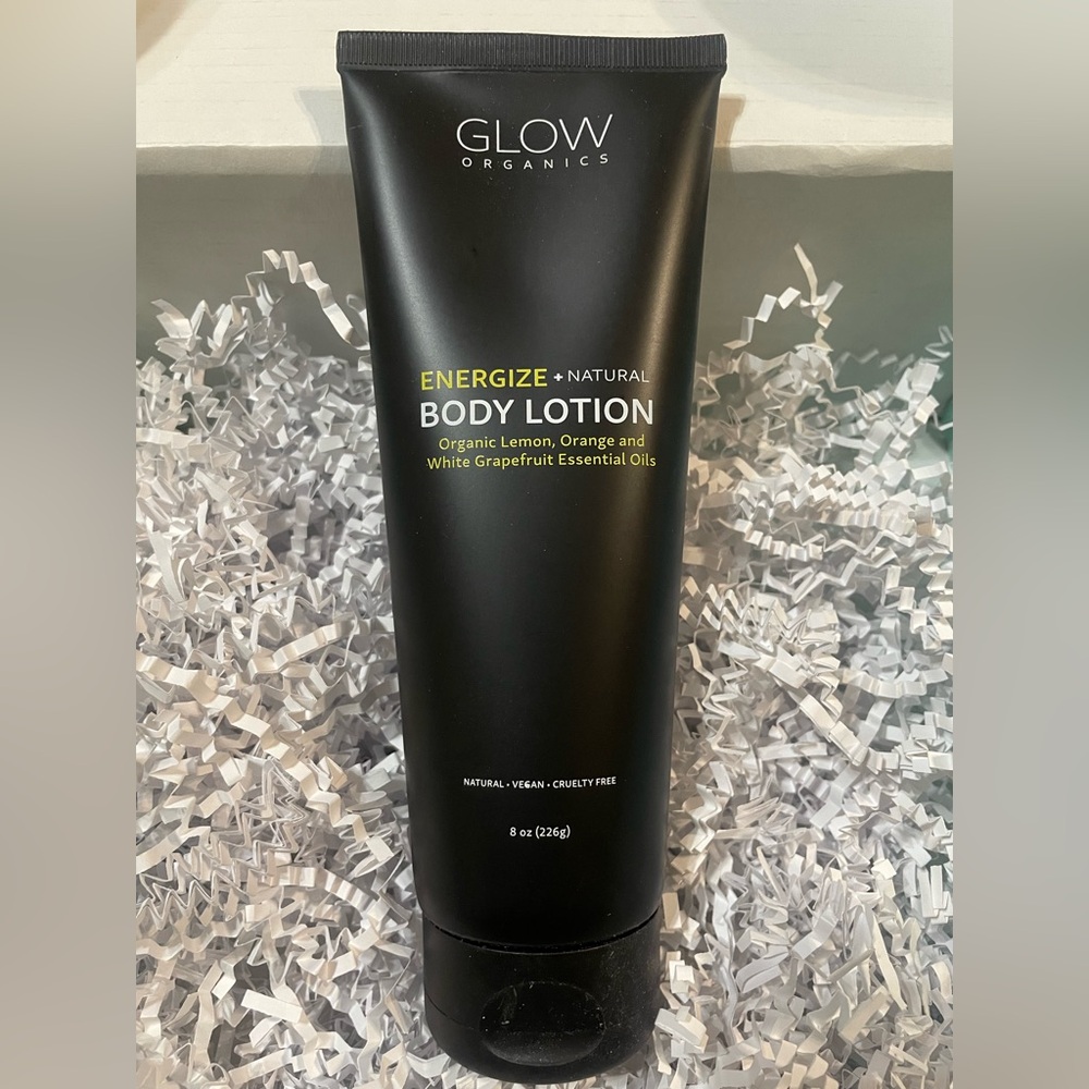 Glow Organics Energize Natural Body Lotion - Black - NEW